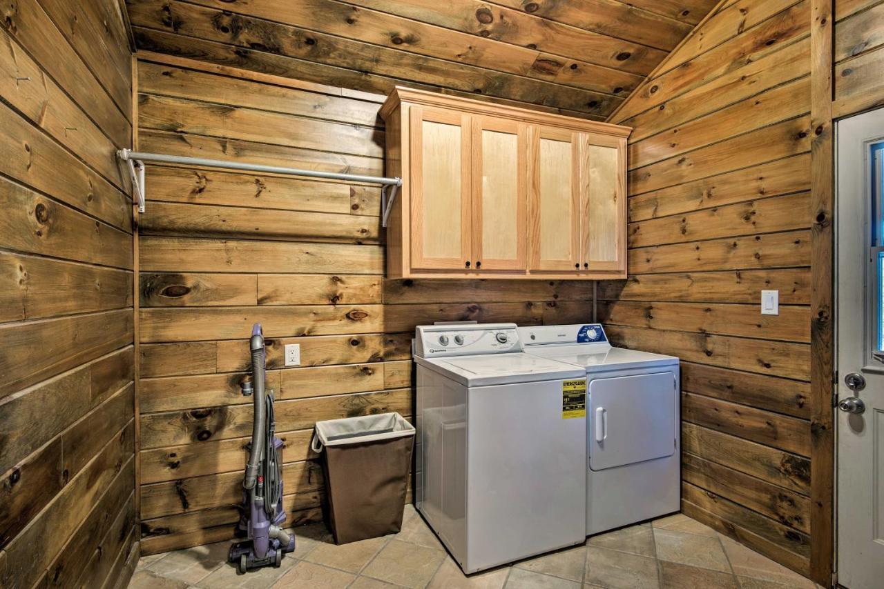 Broken Bow Mountaintop Home With Hot Tub! Exteriör bild